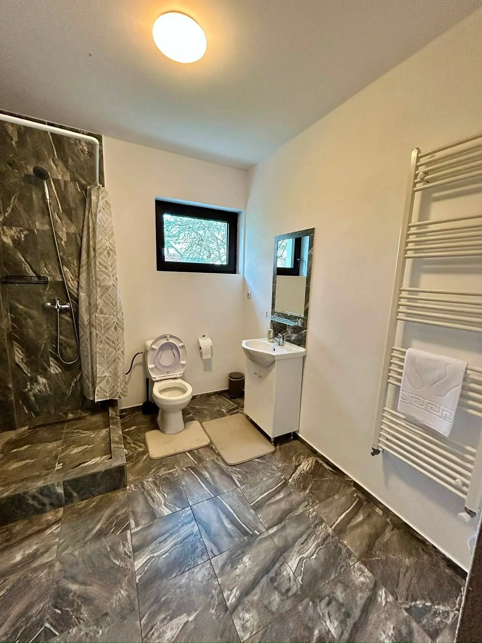 Camera Safir Lotus, nuanță roz-piersică, Poză 3/3